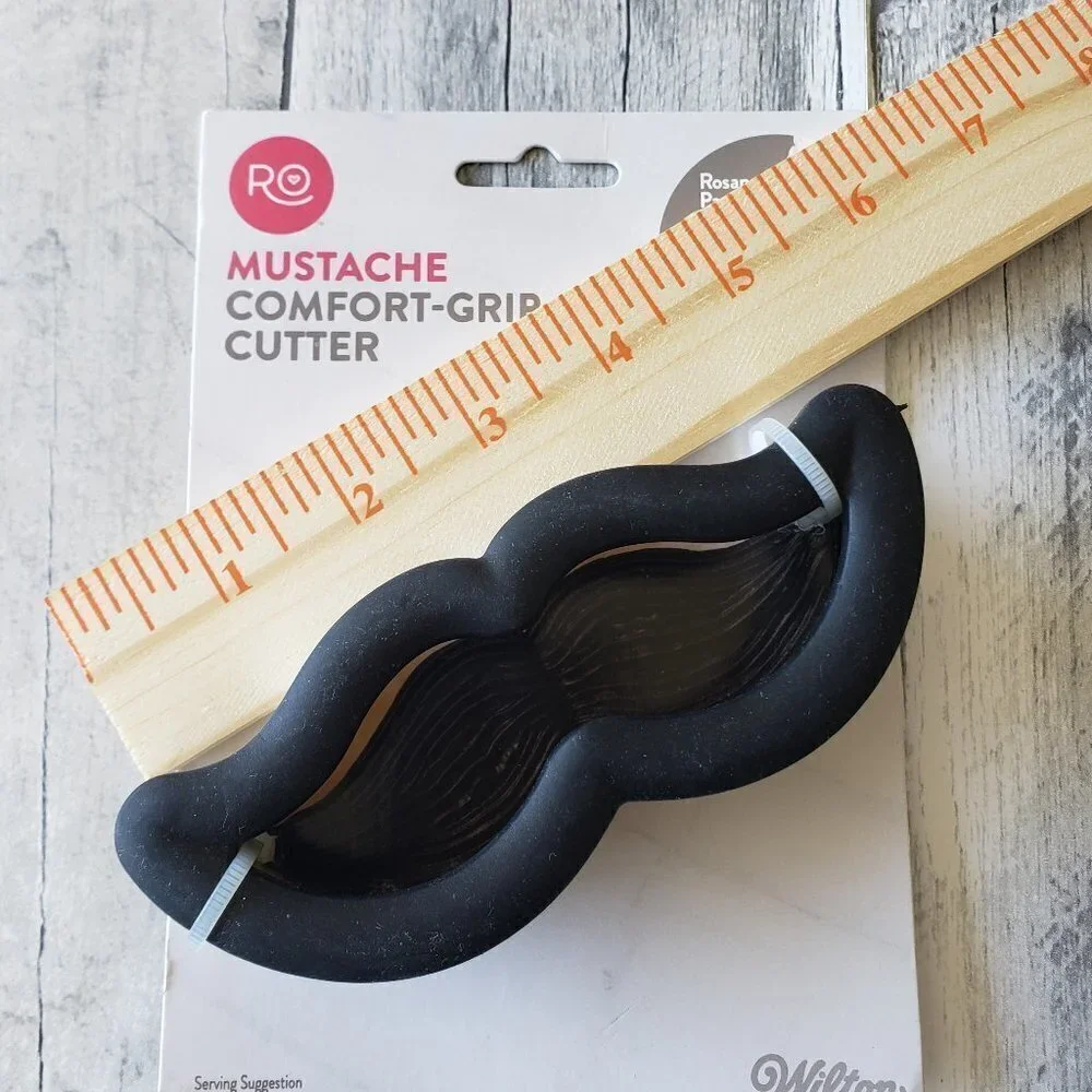 NWT - Wilton Mustache Cookie Cutter
